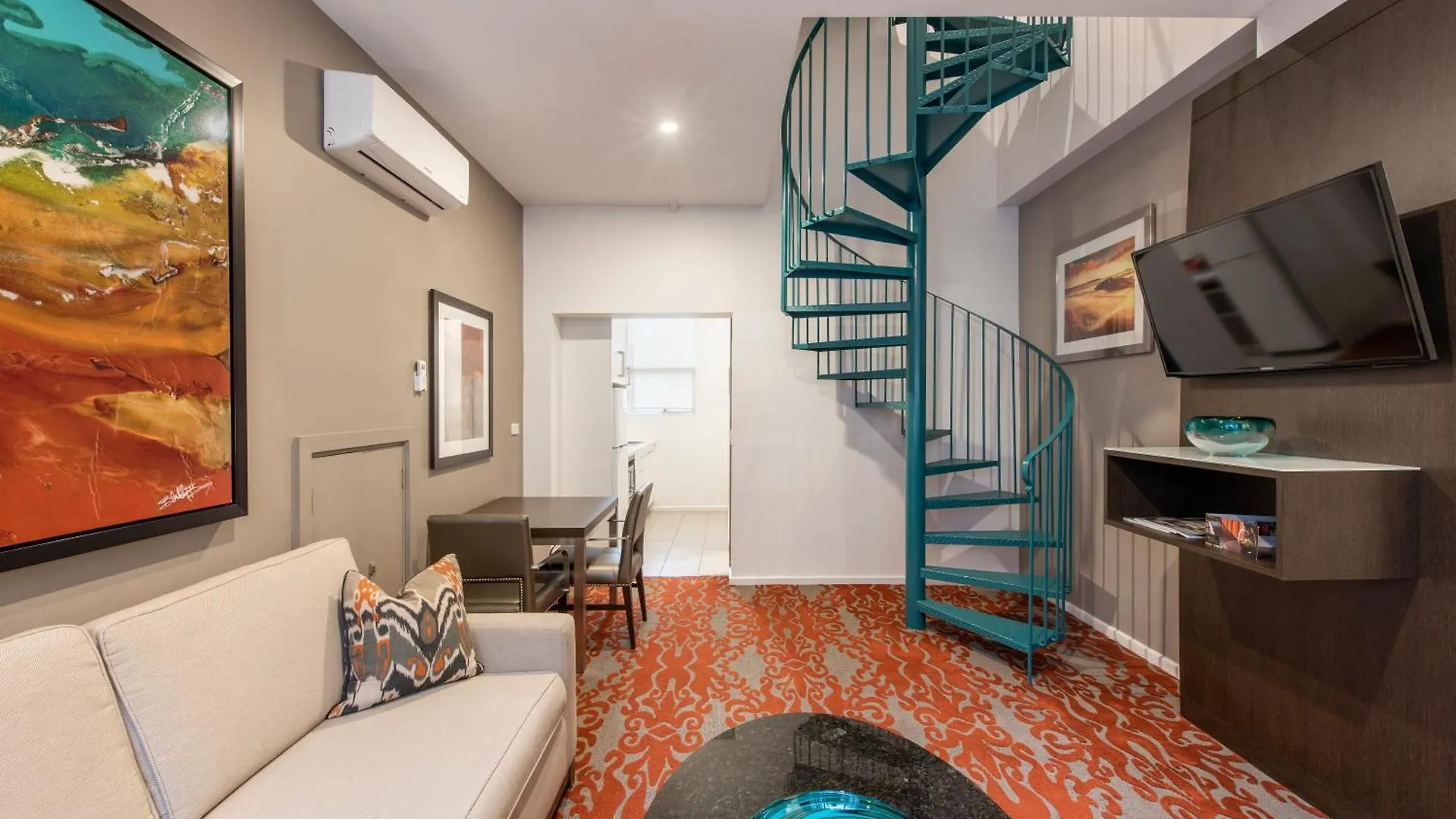 **** Aparthotel Miller Apartments Adelaide Australia