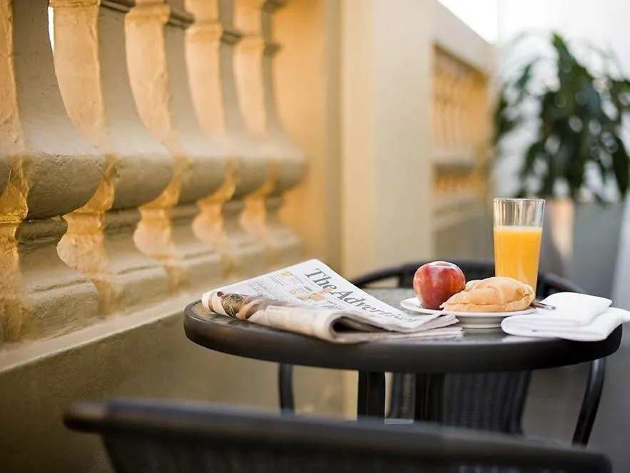 **** Aparthotel Miller Apartments Adelaide Australia
